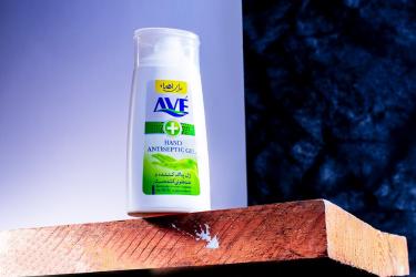 Azelaic Acid: The Multitasking Skincare Ingredient